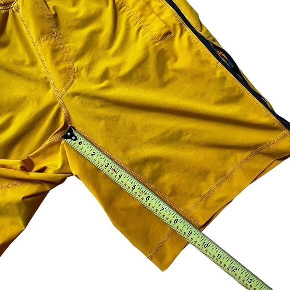 Lululemon Men Lined Shorts Size Small - Picture 5 of 6